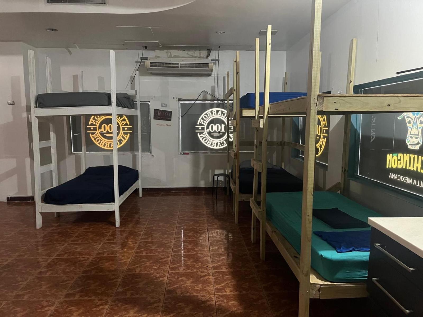 Beach Dorms San Juan Buitenkant foto