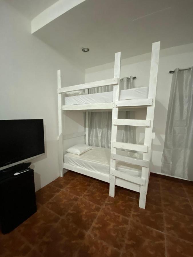 Beach Dorms San Juan Buitenkant foto